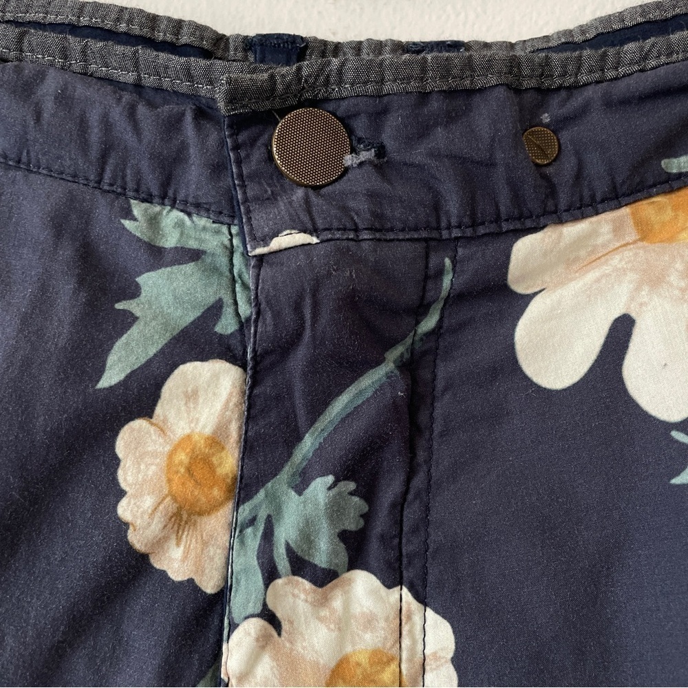 Descendent of Thieves Men’s Reversible Floral Navy Blue Shorts 31 - Picture 5 of 7